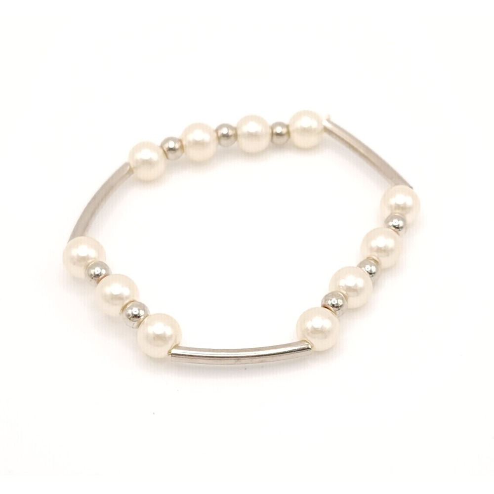 Set of 4 Faux Pearl Stretch Bracelets White Beaded Stackable Jewelry - Picture 4 of 9